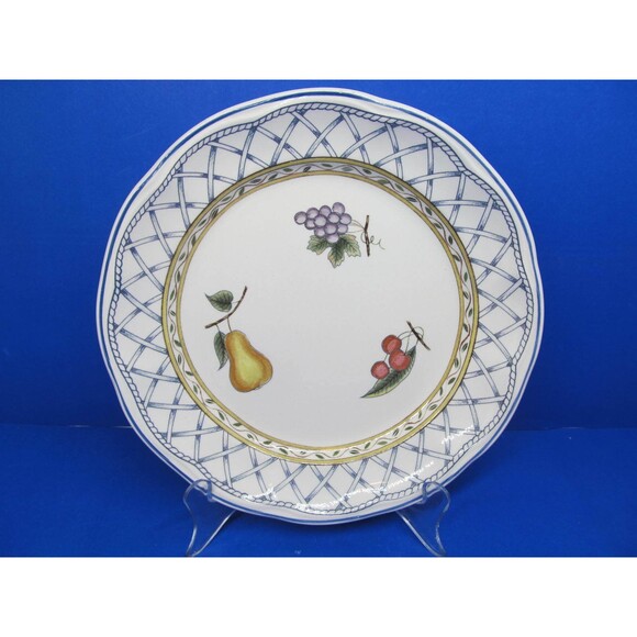 Studio Nova Fruit Bowl Pattern SH513   8 3/4" Salad Plate - Picture 1 of 7